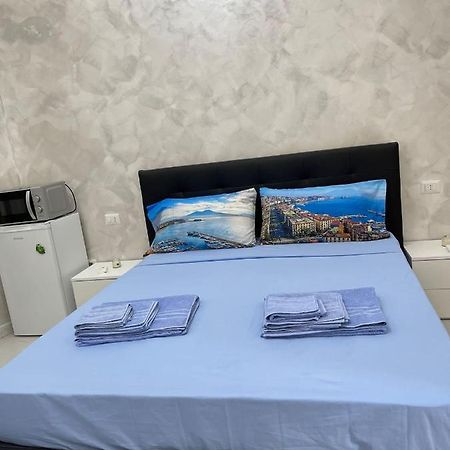 Casetta Stabile Napels Buitenkant foto