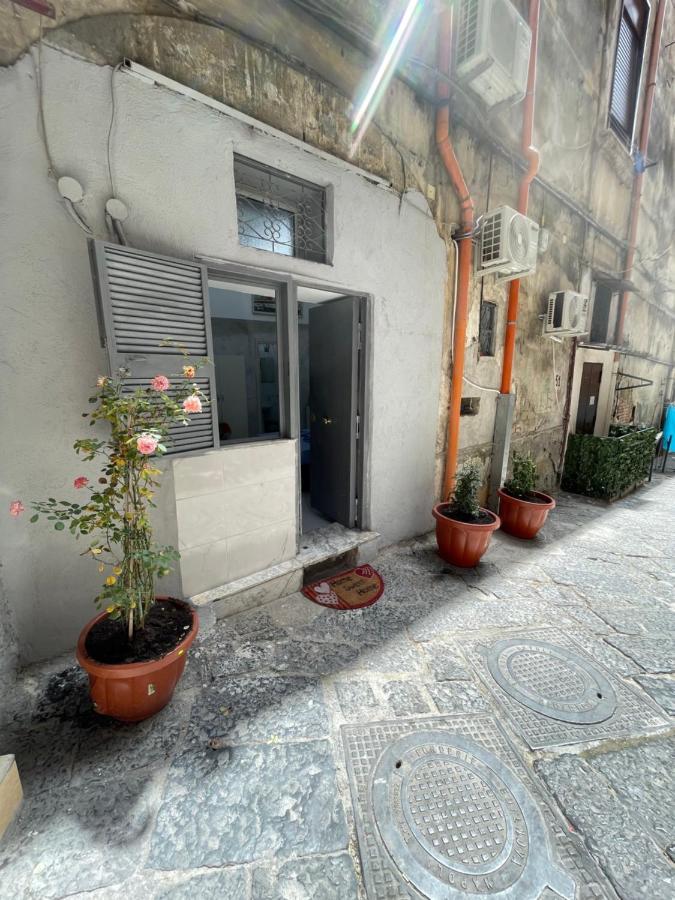 Casetta Stabile Napels Buitenkant foto